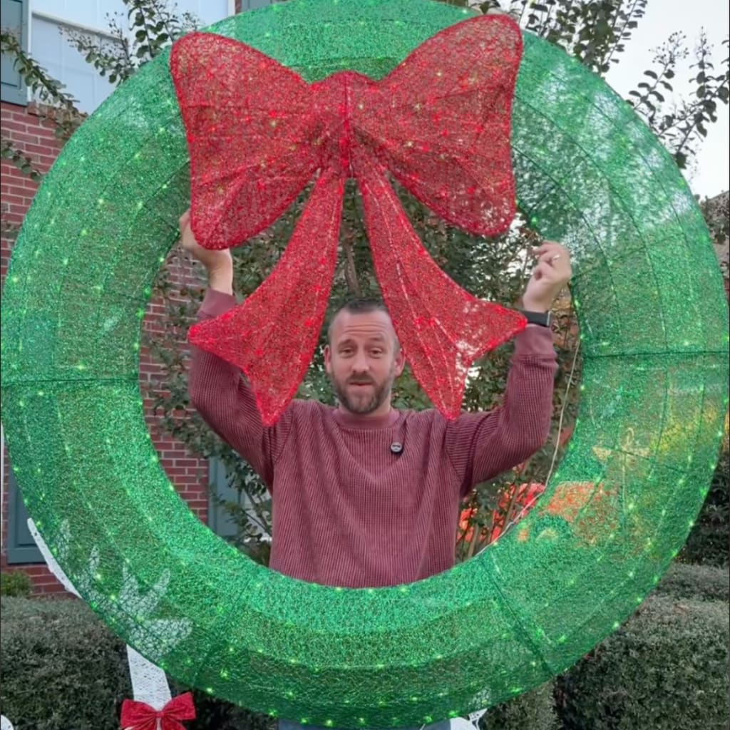 Christmas Wreath Decoration